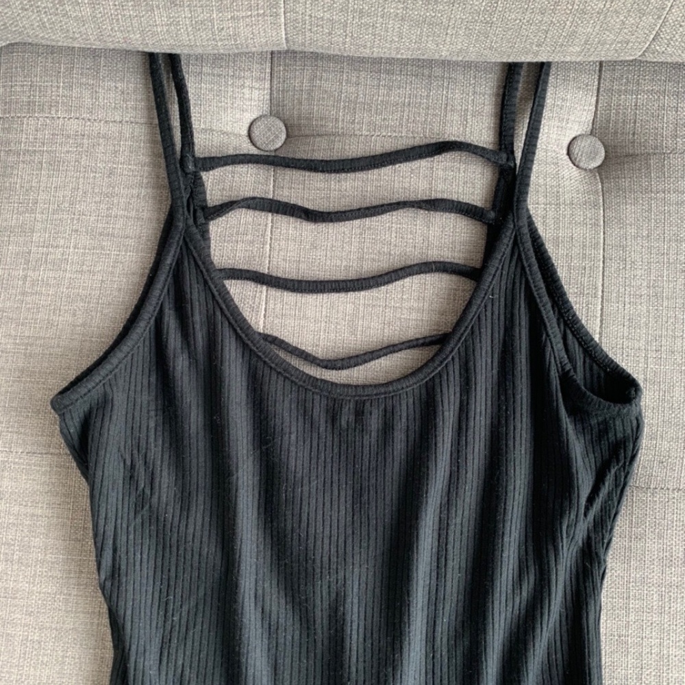 Black Ribbed Open-Back Bodysuit - Picture 2 of 3